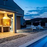 Amazing In Ferienhaus Vela Luka