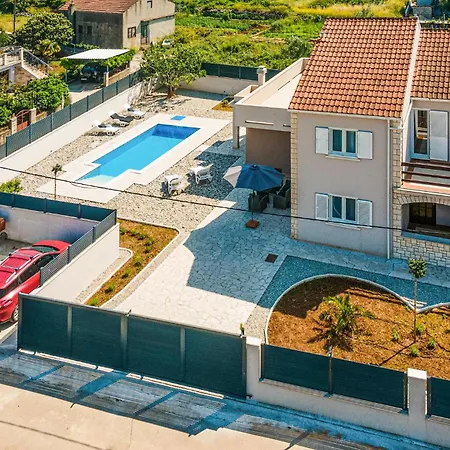 Ferienhaus Amazing In