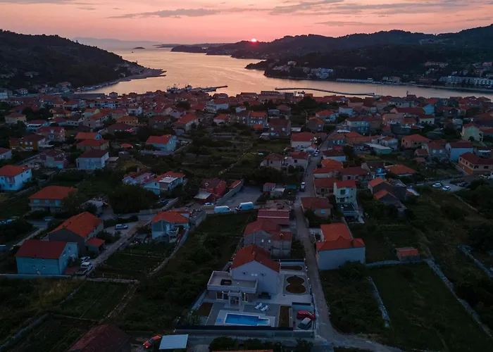 5 Bedroom In * Vela Luka