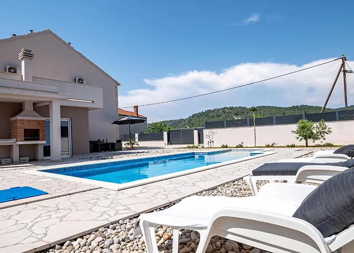 Hébergement de vacances 5 Bedroom In Vela Luka