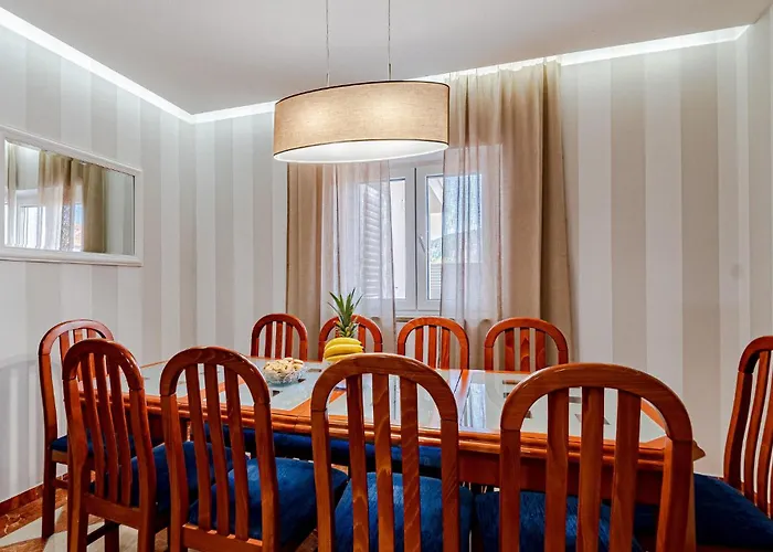 5 Bedroom In * Vela Luka