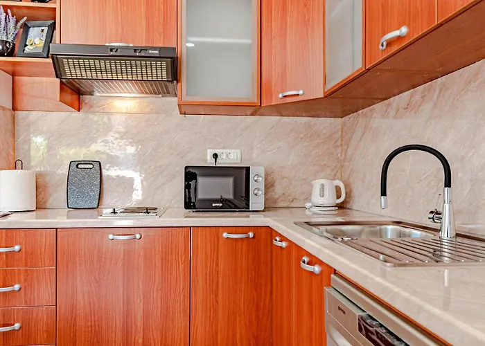 Hébergement de vacances 5 Bedroom In *